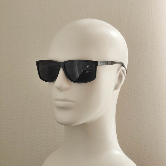 Поляризовані сонцезахисні окуляри 3180 Graffito Polarized Чорний Глянсовий Поляризовані сонцезахисні окуляри 3180 Graffito Polarized Чорний Глянсовий